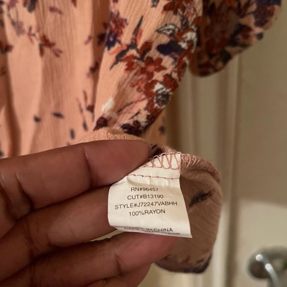 Eyeshadow Pink Tie-Front Relaxed cropped Blouse size XL pre-owned - Picture 8 of 11